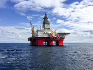 Oil & Gas sector hits huge job losses and points uncertainty on the future recruitment